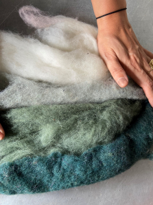 Wat is vilt? Alles over Vilten kussens en vilten wandkleden